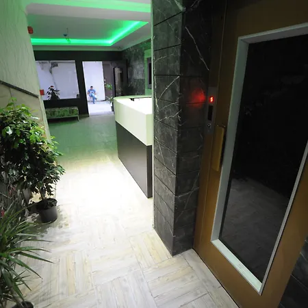 Hotel Sarajevo Taksim 4*