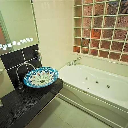 Sarajevo Taksim 4*