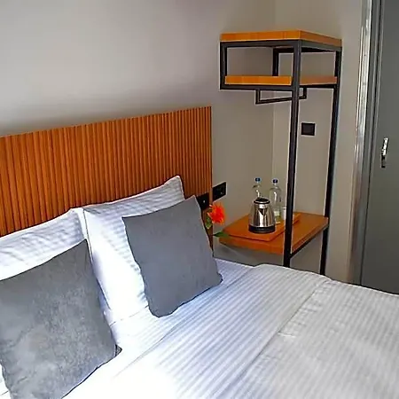 호텔 Sarajevo Taksim 4*